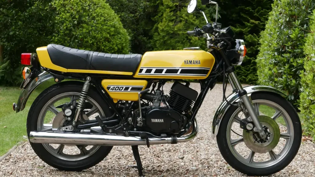 Yamaha RD400